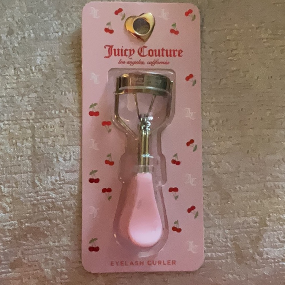 Juicy Couture Pink Eyelash Curler